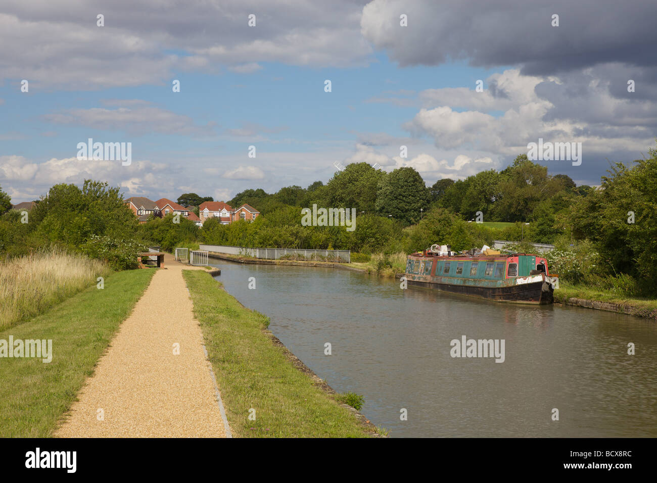 Pleasure craft on the Grand Union Canal between Cosgrove and Great