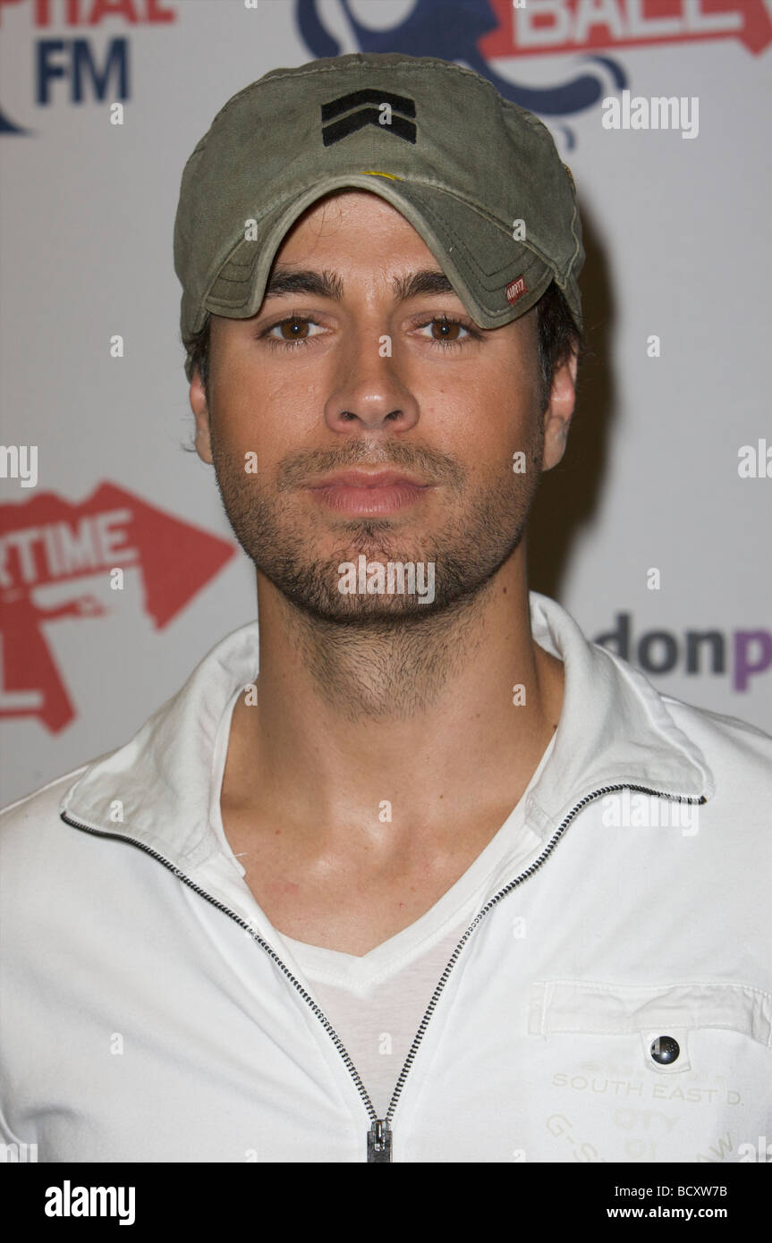 Enrique iglesias hi-res stock photography and images - Alamy
