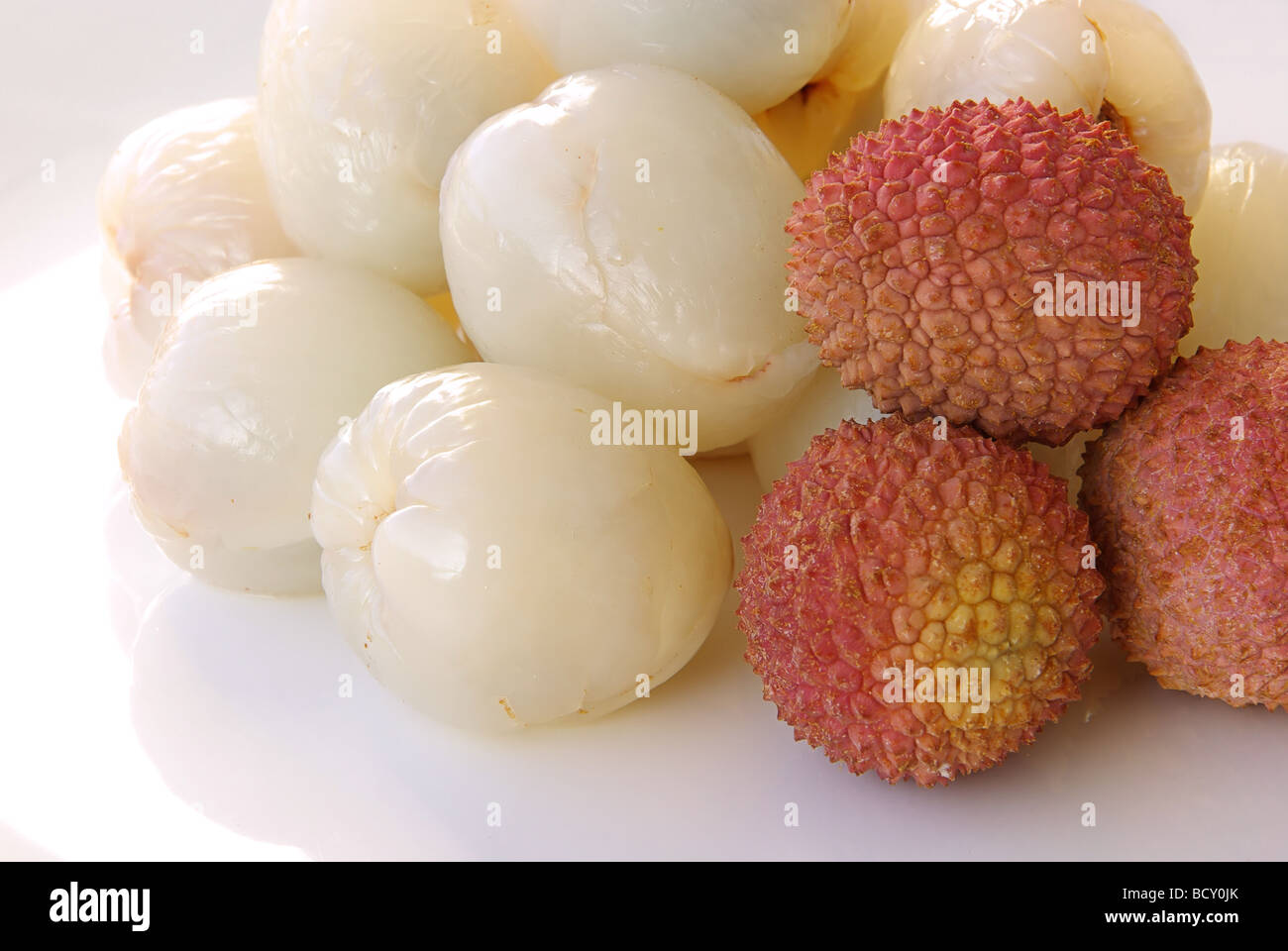 Litschi obst frucht litsch lychee litschie chinesische eat hi-res stock  photography and images - Alamy