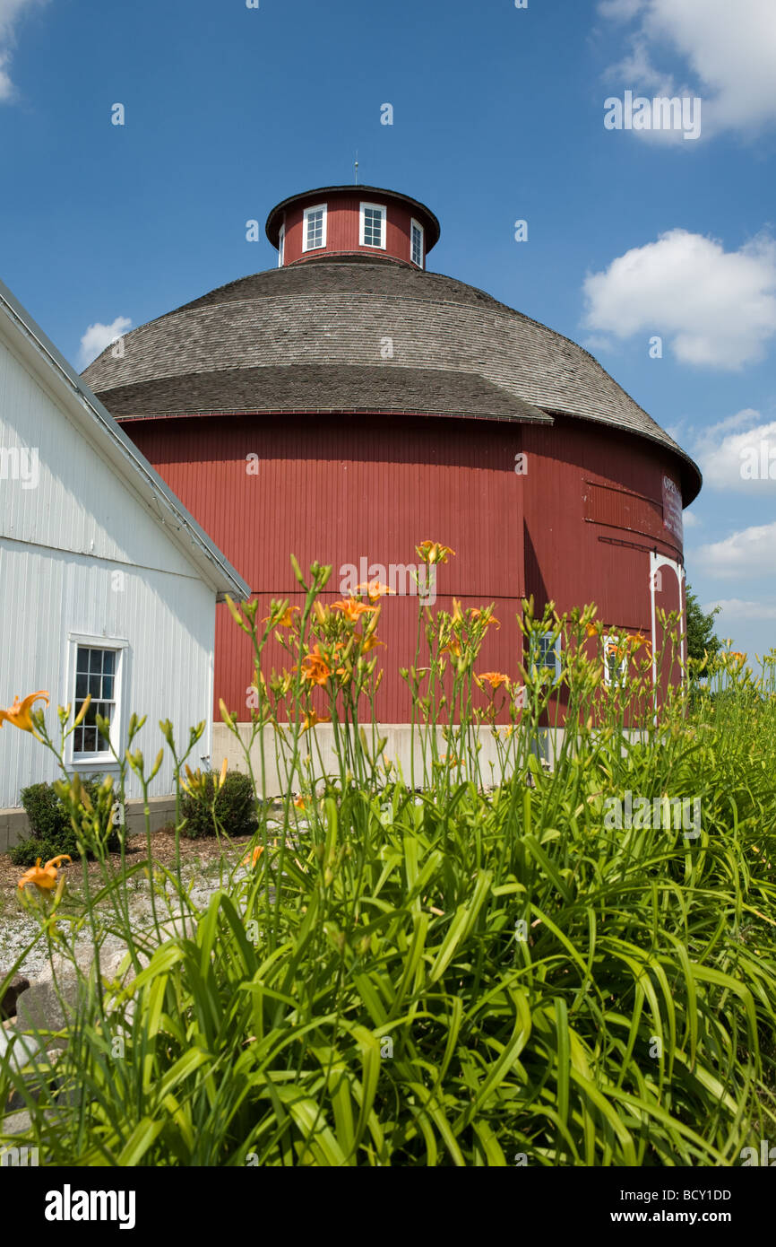 Amish Acres round barn where the play Plain and Fancy is performed Neppanee Indiana Stock Photo