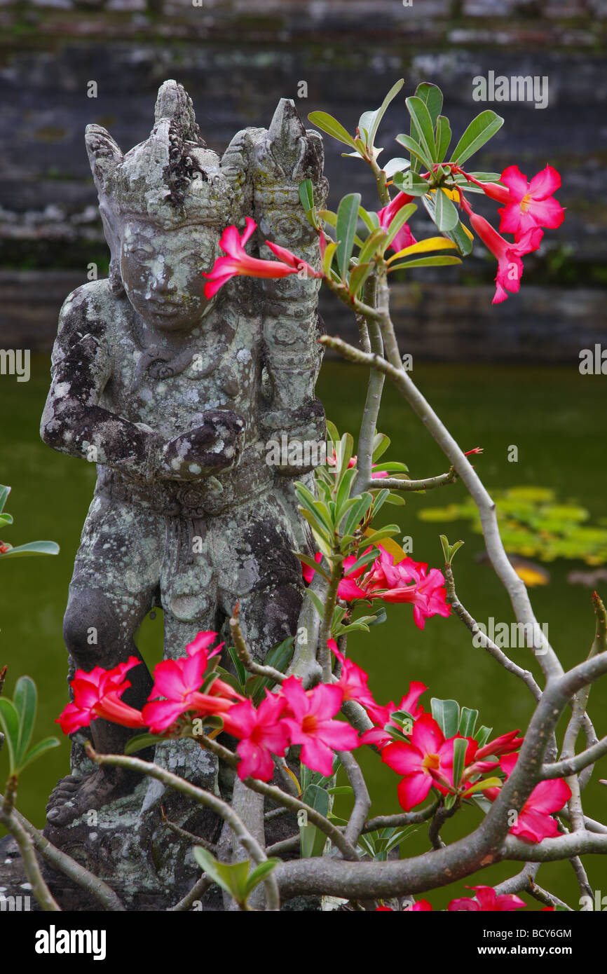 Guardian statue at the historic courtroom of Klungkung, Semarapura Bali, Republic of Indonesia, Asia Stock Photo