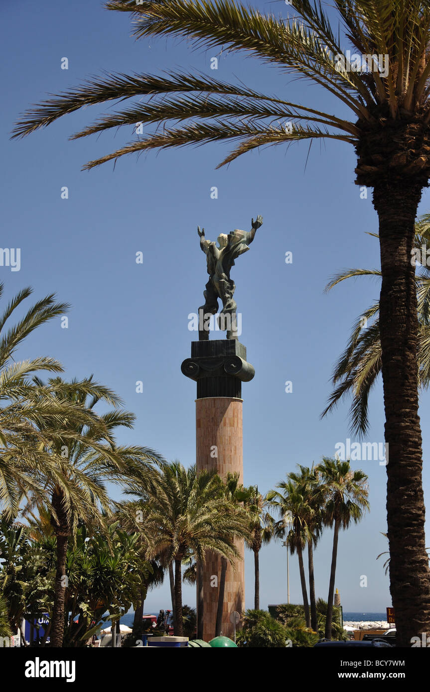 Statue at costa del sol hires stock photography and images Alamy