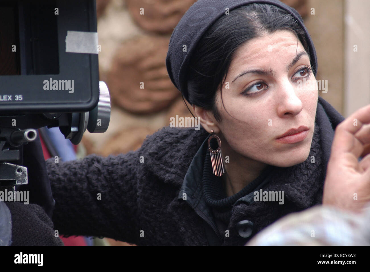 asbe-du-pa-two-legged-horse-year-2008-director-samira-makhmalbaf