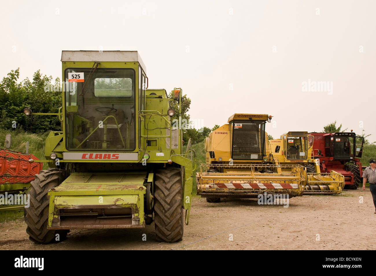 Tractors and combine harvesters rev their engines for the sixth