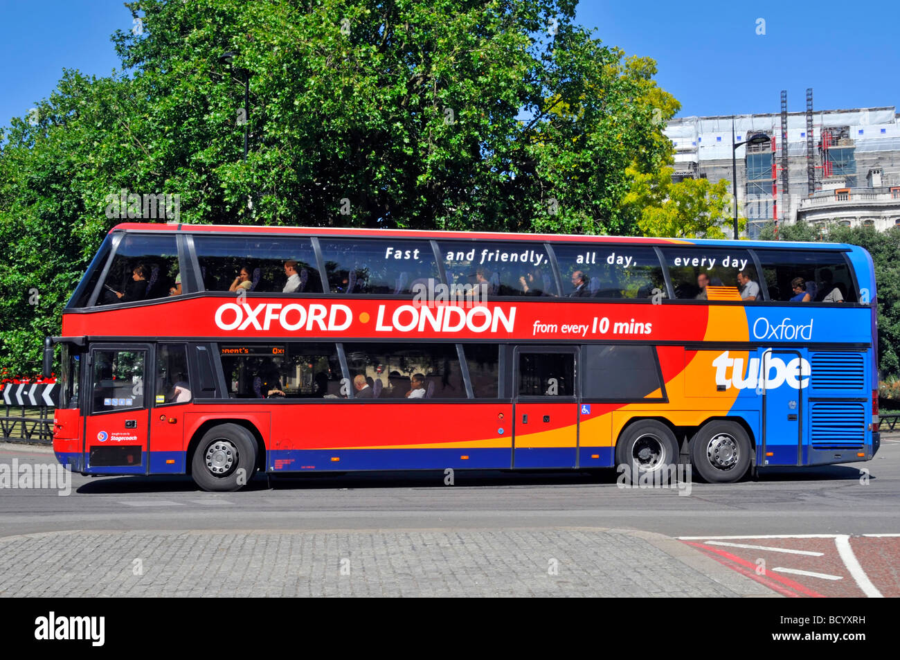 Stagecoach bus companies Oxford to London express tube service ...