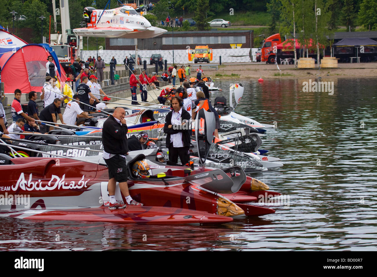 From F1 Powerboat World Championship in Lahti Finland 12-13  june 2009. Starting grid Stock Photo