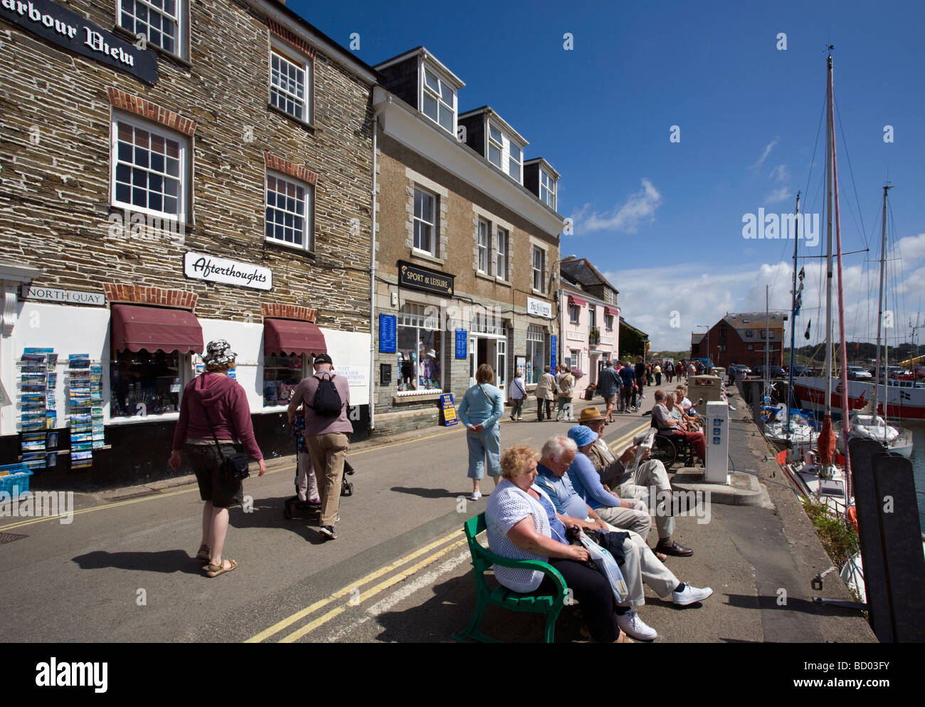 Shops by the harbour at Padstow in Cornwall Stock Photo Alamy