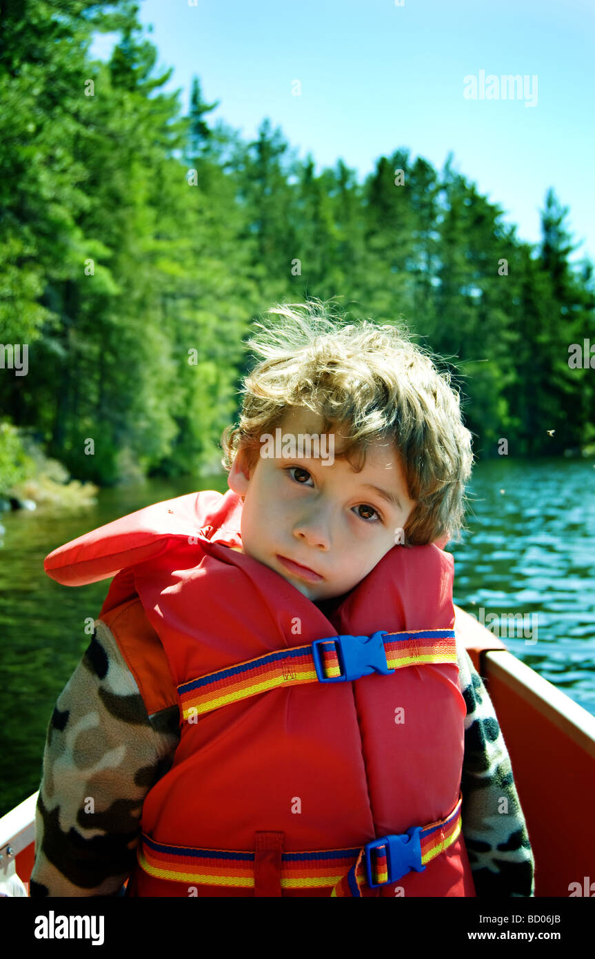 Boy wearing lifejacket hires stock photography and images Alamy