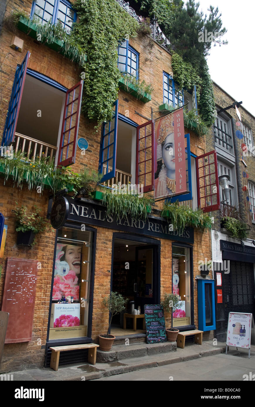 Neals Yard Remedies, shop in Neals Yard, Covent Garden London Stock Photo