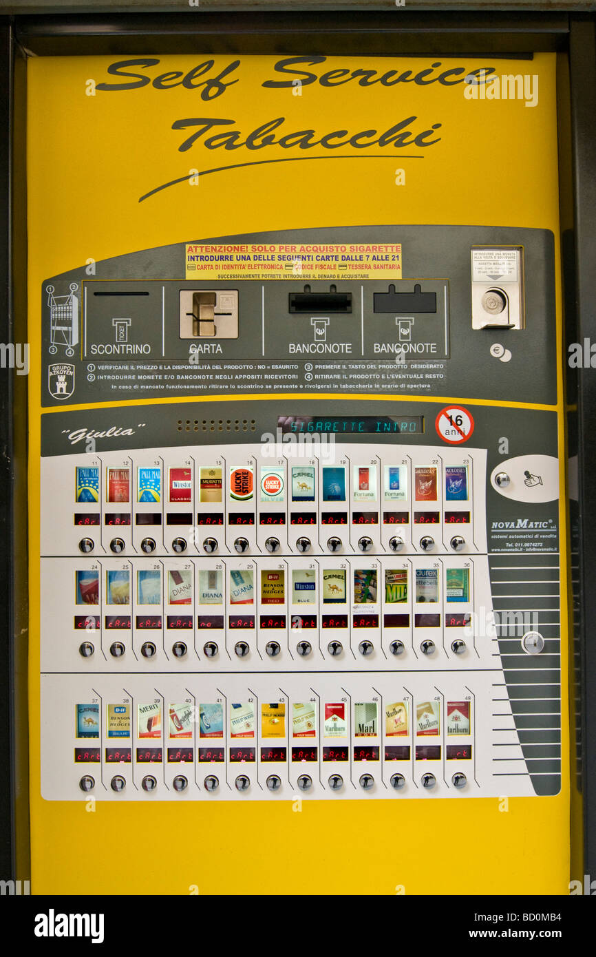 diana cigarettes italy Yesmoke Cigarettes machine hi-res stock photography