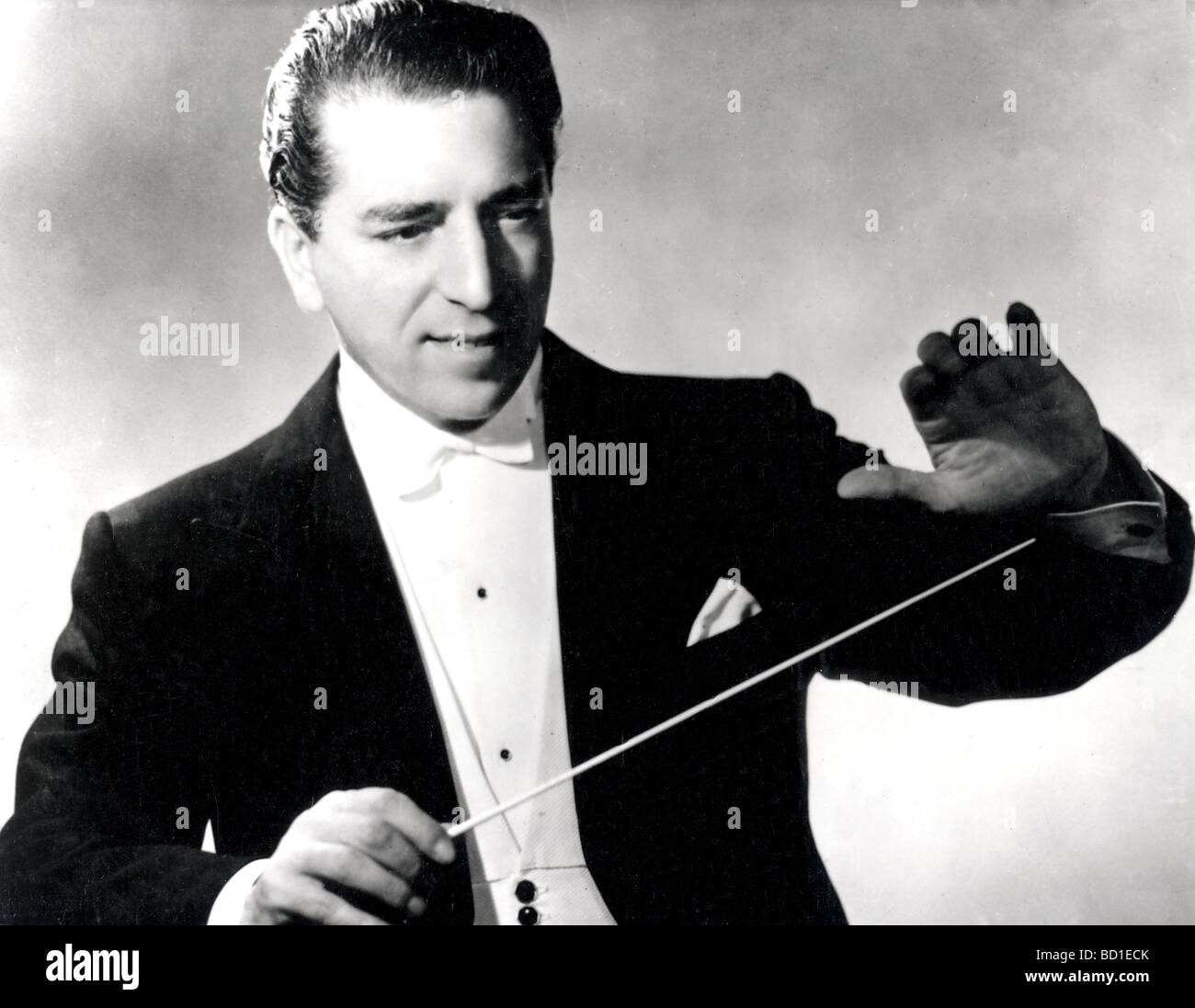 MANTOVANI  Italian born British conductor of light music about 1956 Stock Photo