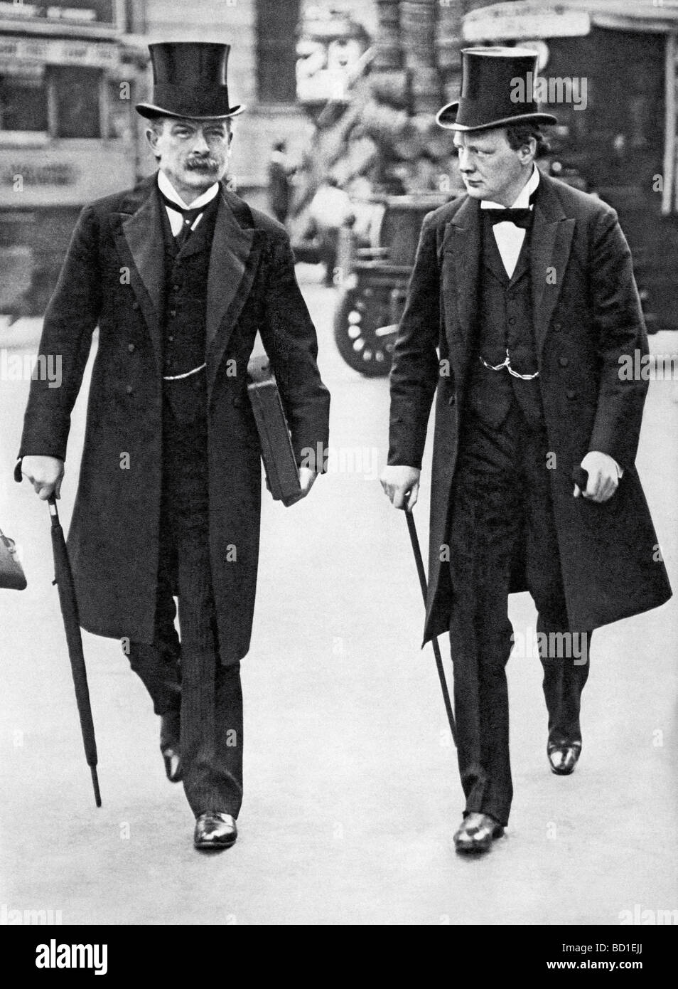 WINSTON CHURCHILL  Home Secretary  walks to the House of Commons with Chancellor of the Exchequer Lloyd George  Budget Day 1910 Stock Photo