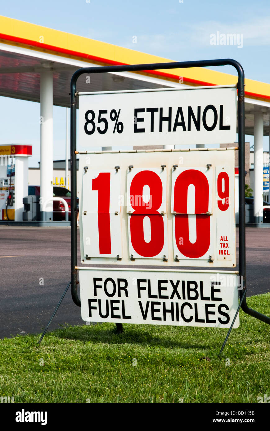 E 85 ethanol flexfuel price sign at a gas filling station Stock Photo
