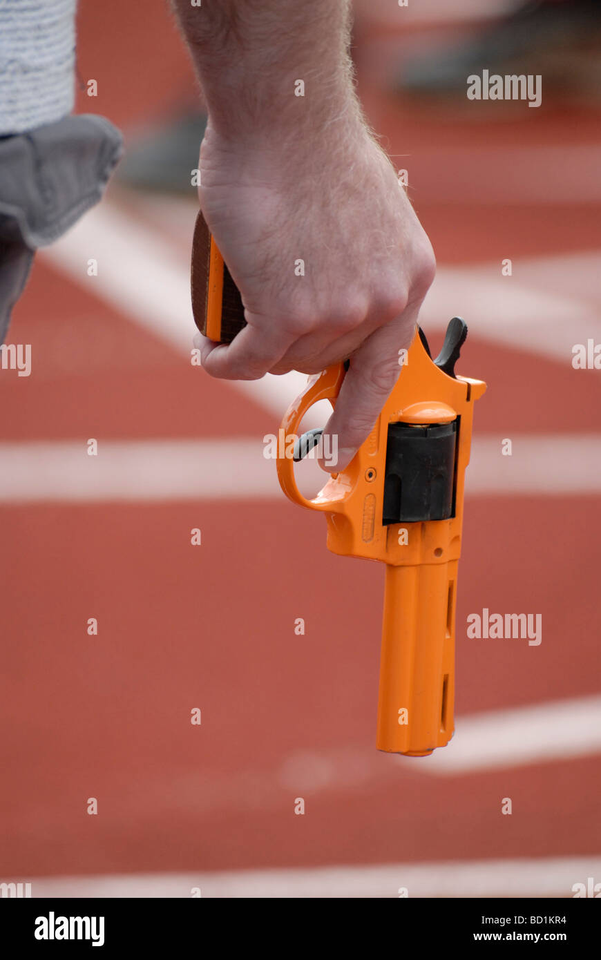 Start of race starting pistol hires stock photography and images Alamy