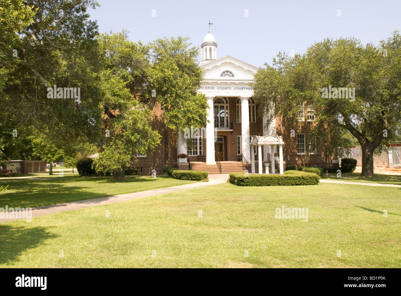 Calhoun County Courthouse St Matthews SC USA Stock Photo Alamy