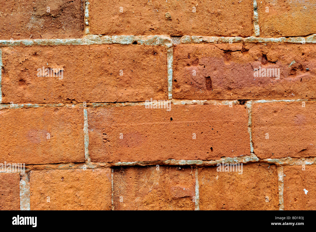 Red brick cladding hi-res stock photography and images - Alamy
