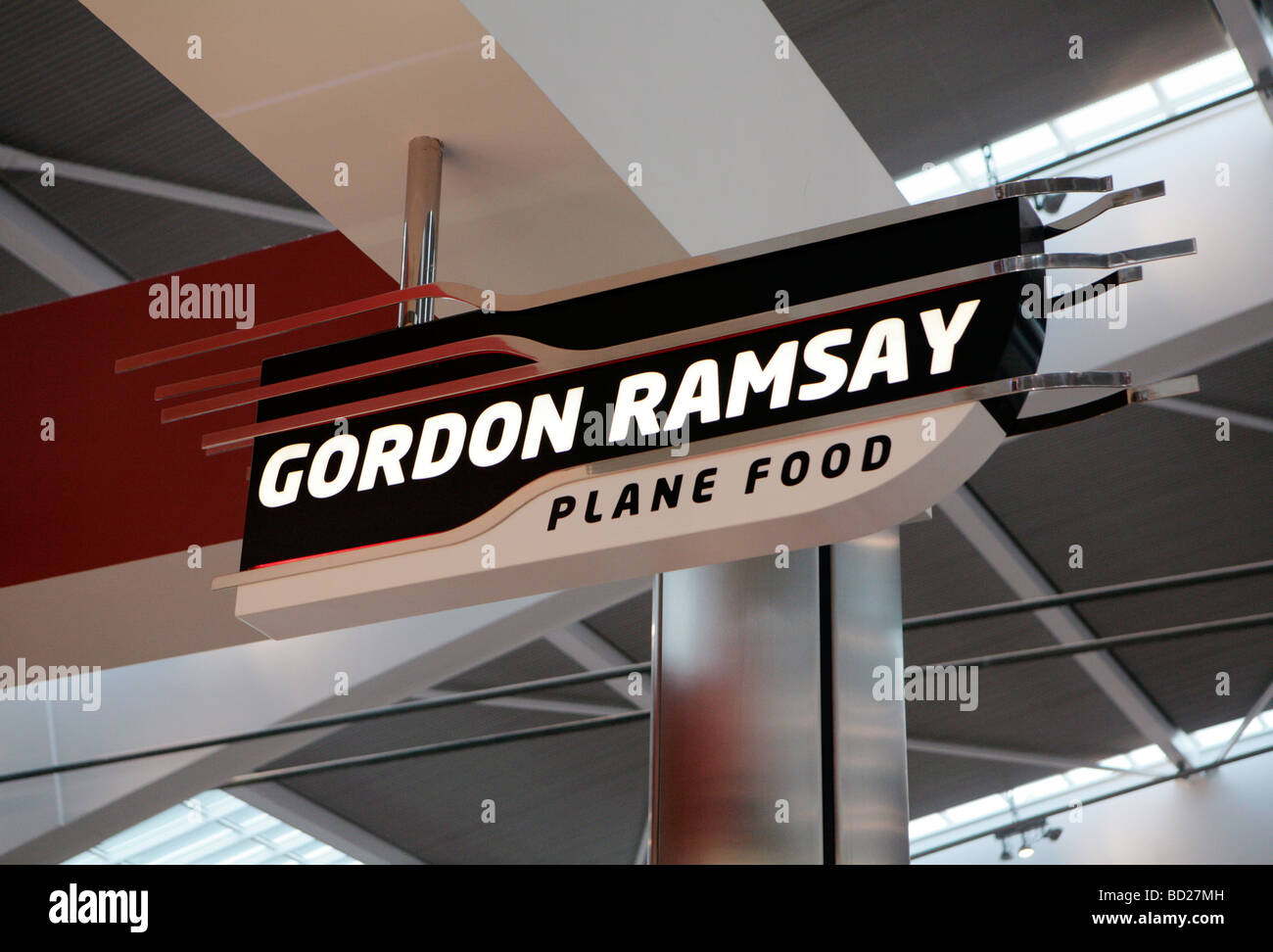 Plane food gordon ramsay hires stock photography and images Alamy