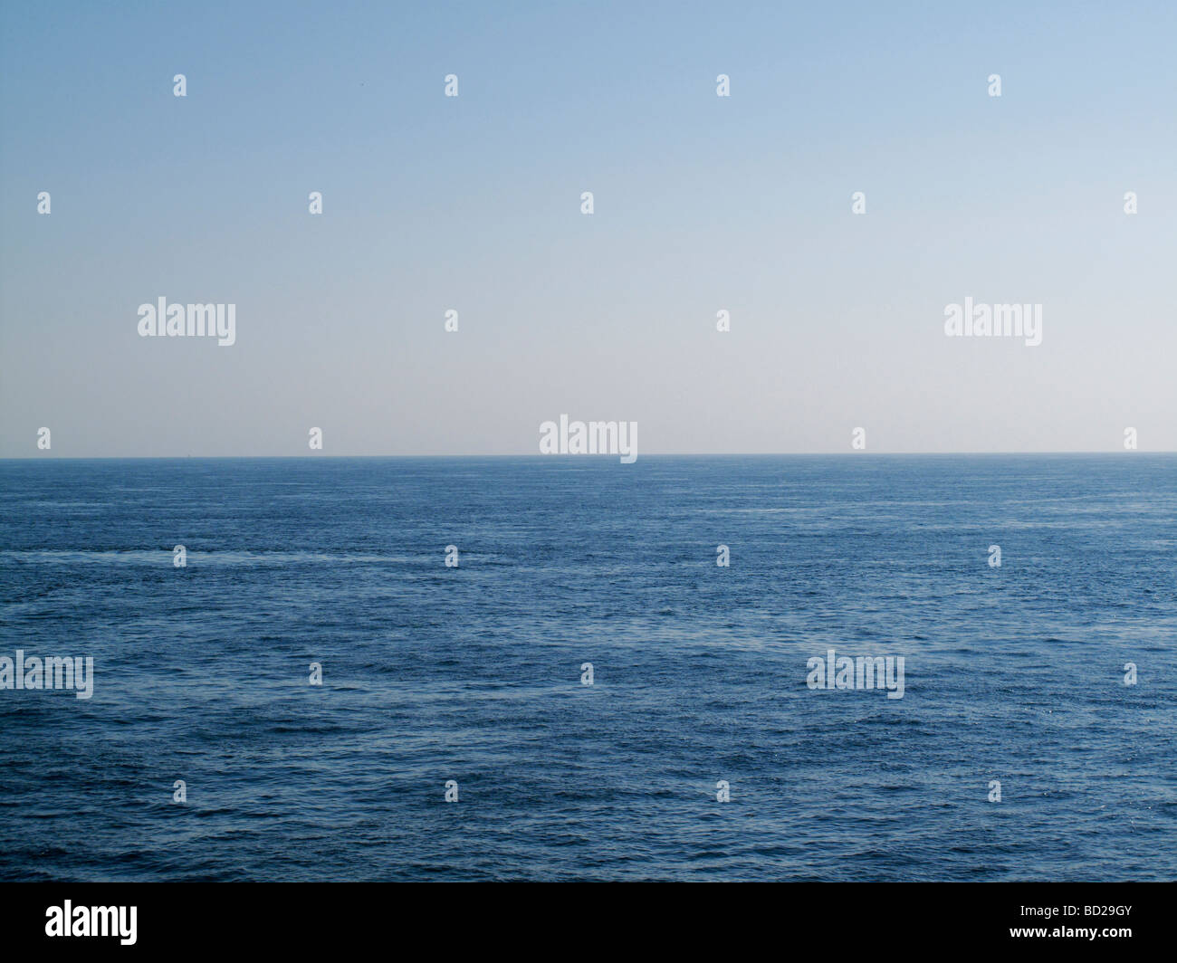 Calm sea in the English Channel Stock Photo - Alamy