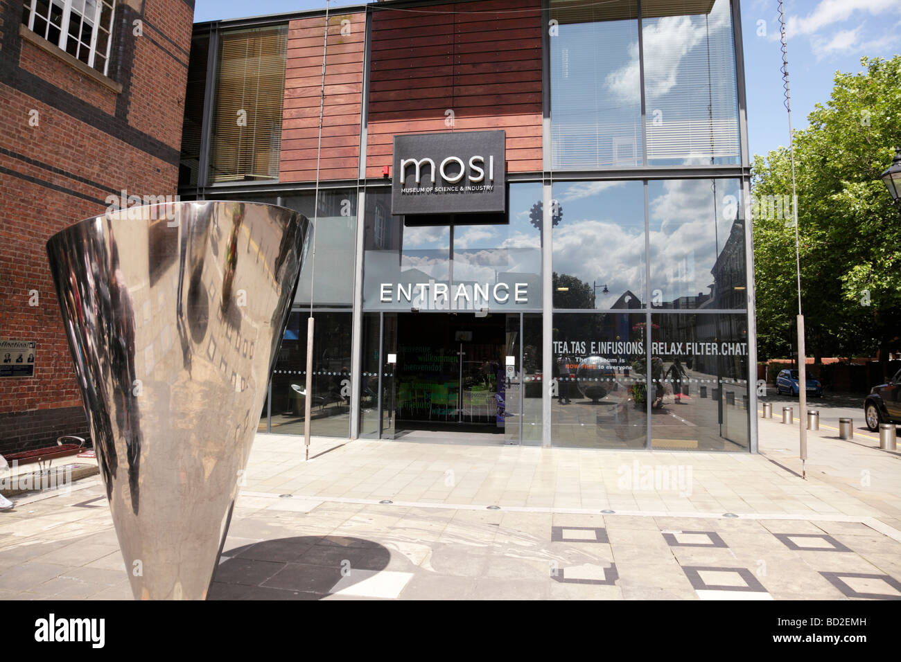 exterior of mosi the museum of science and industry liverpool road