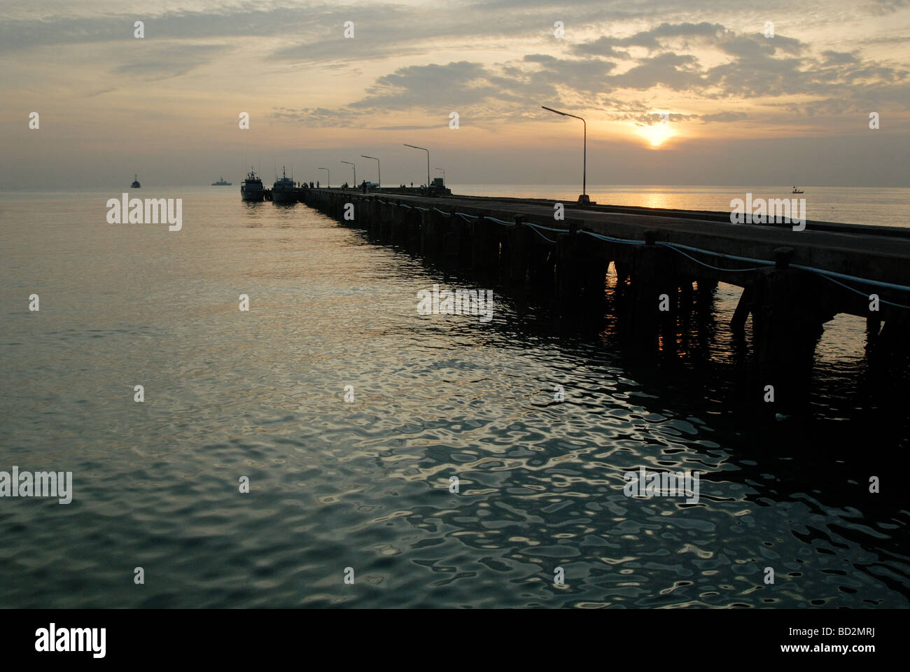 The fishing pier in Hua Hin at sunrise Stock Photo Alamy