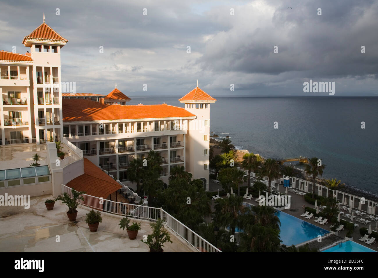 Riu Palace Hotel in the resort of Canico de Baixo, Madeira Stock Photo
