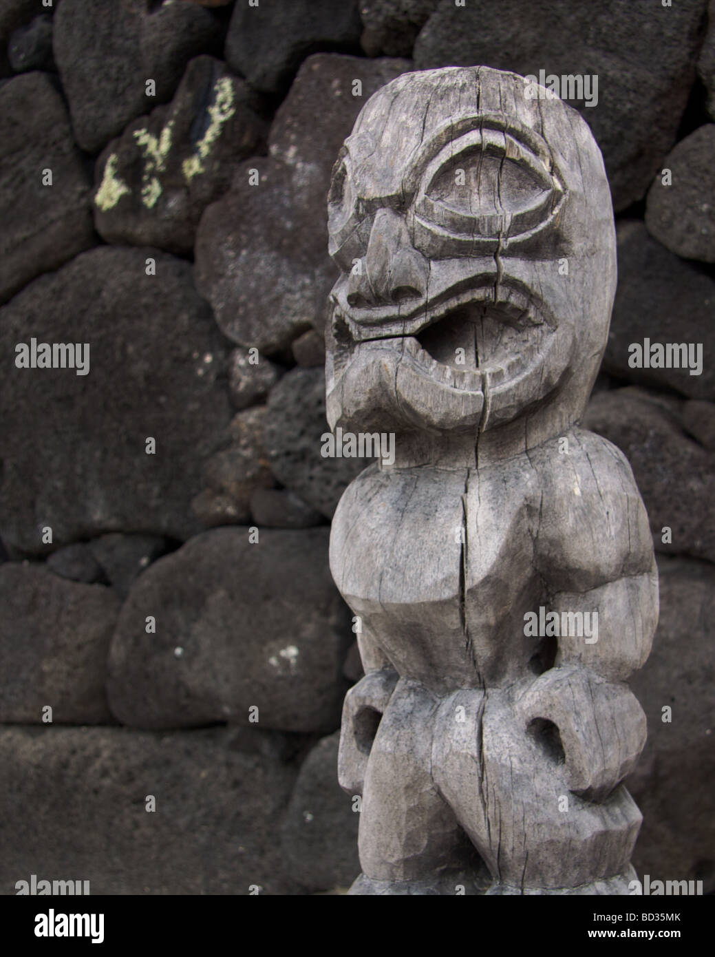 Wooden statue of native Hawaiian warrior Stock Photo