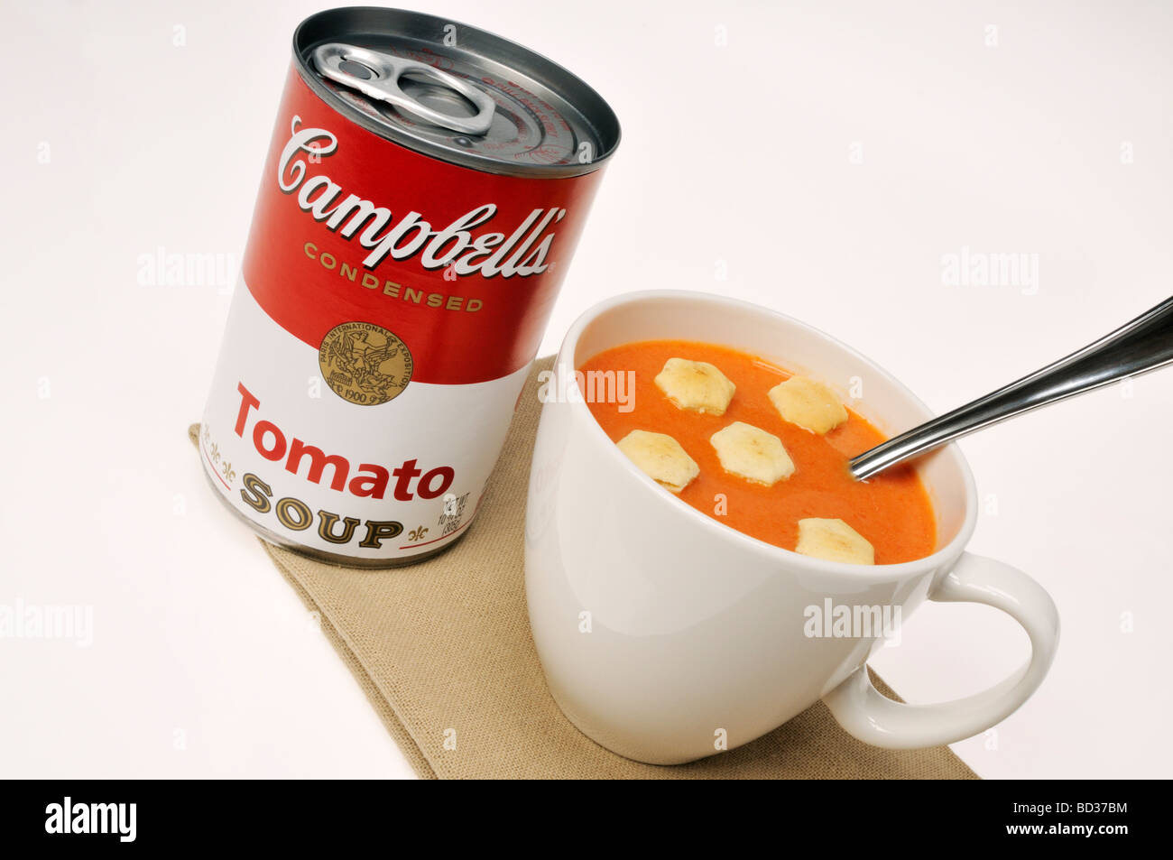 Campbell's tomato soup can with cup of soup and oyster crackers Stock Photo