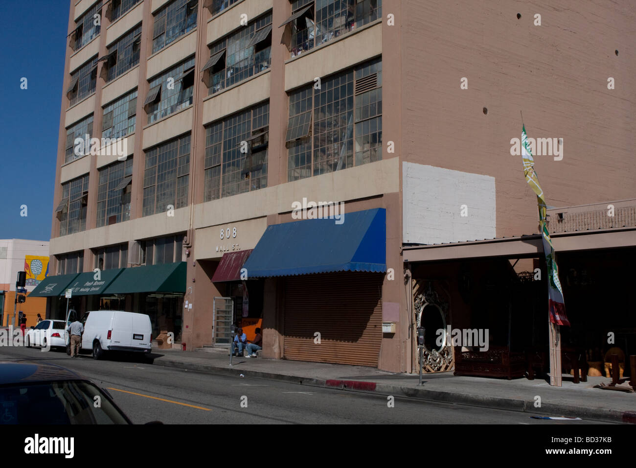 Los angeles garment district hires stock photography and images Alamy