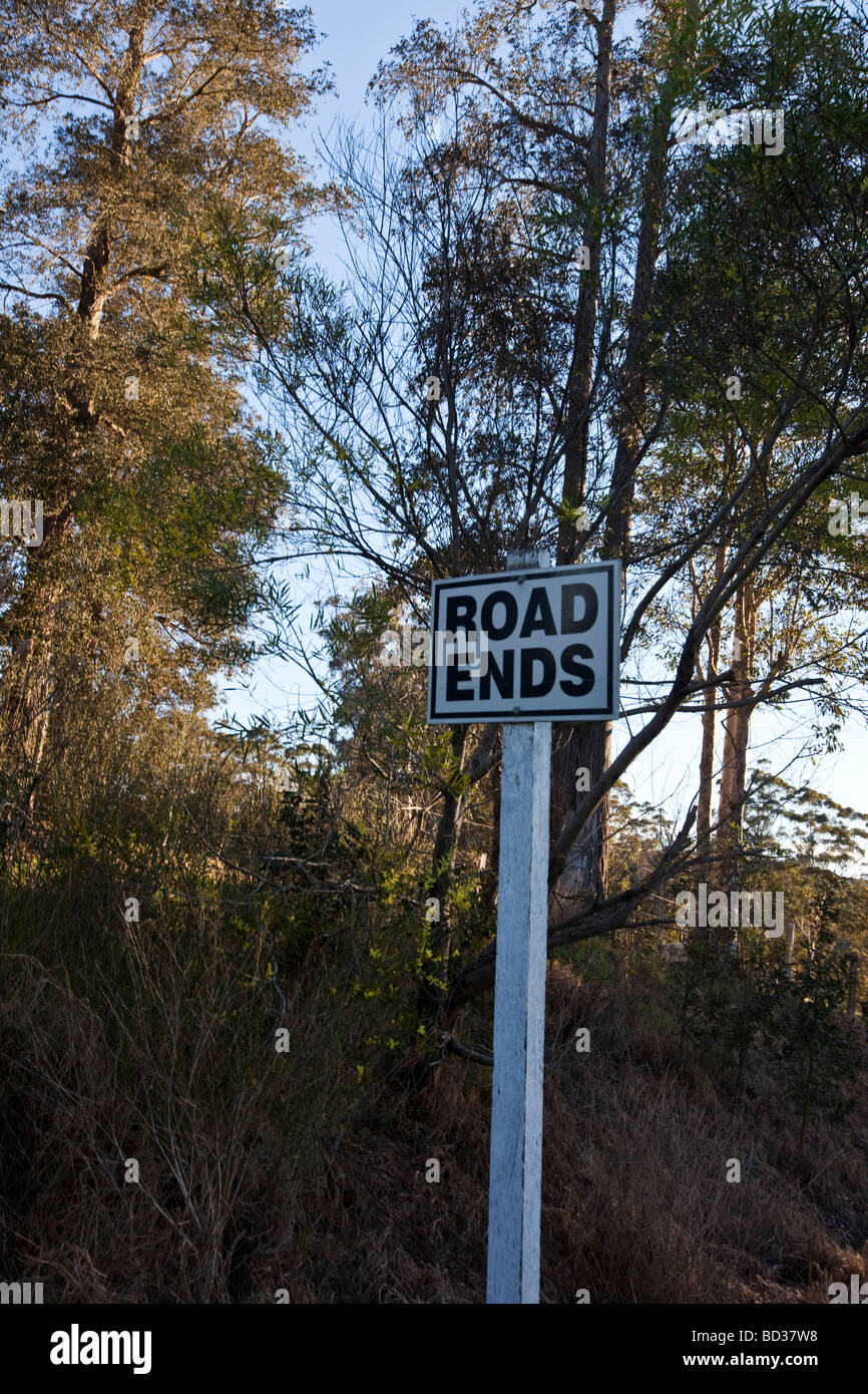 Road end hires stock photography and images Alamy