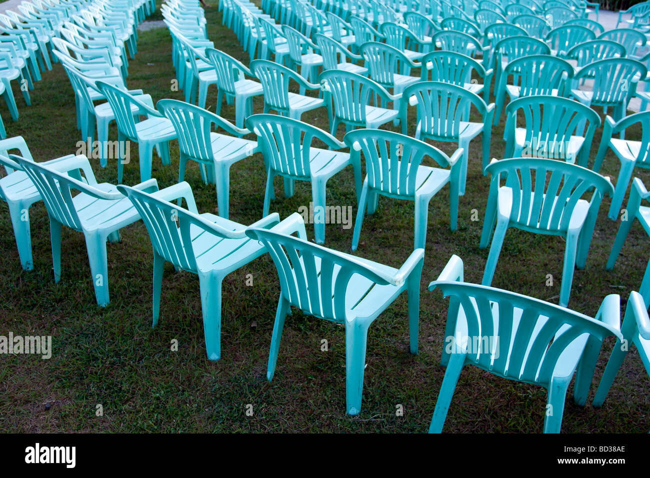 Many plastic chairs, outdoor event Stock Photo Alamy