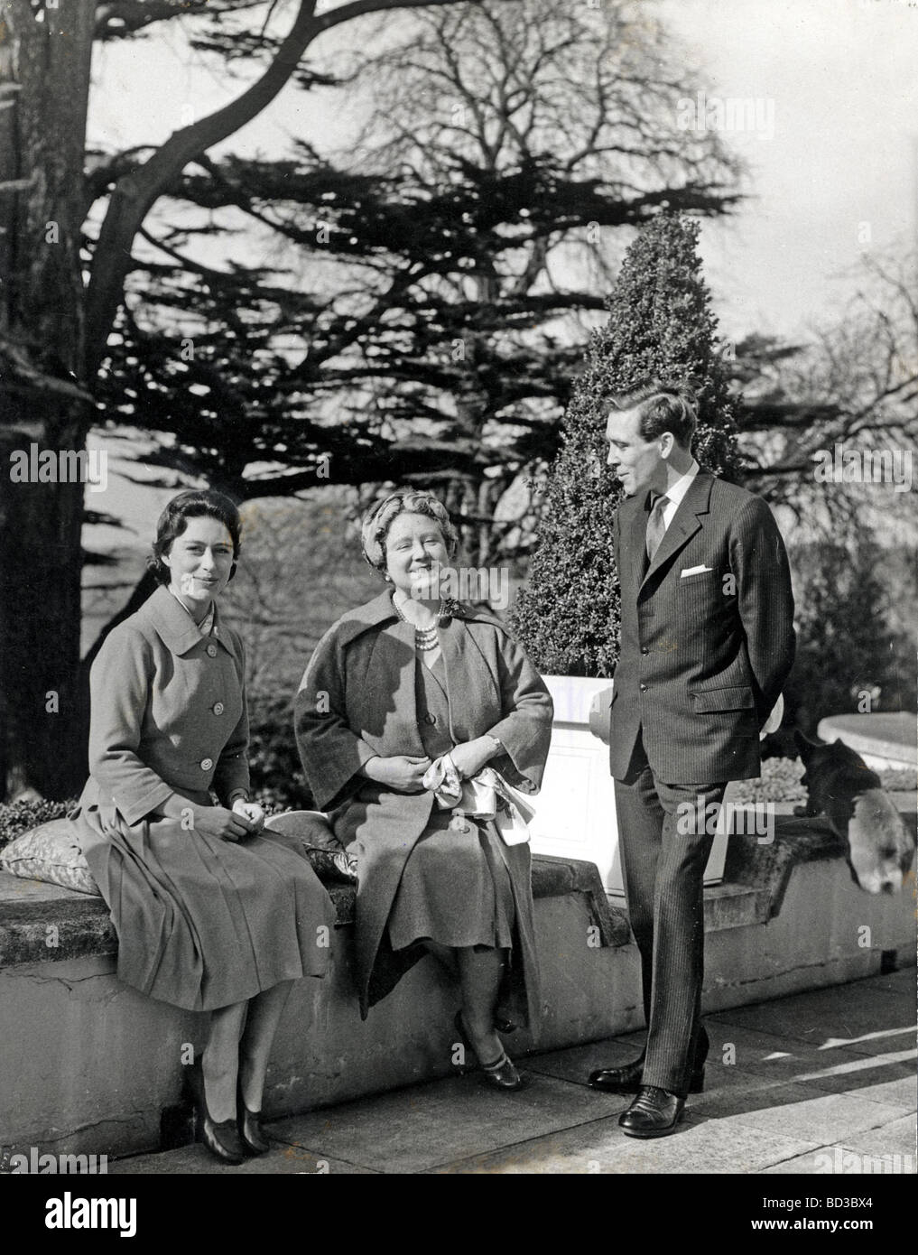 PRINCESS MARGARET with the Queen Mother and Anthony Armstrong-Jones Stock Photo