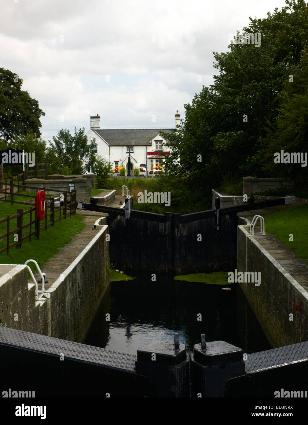 River pub refreshment gates hires stock photography and images Alamy