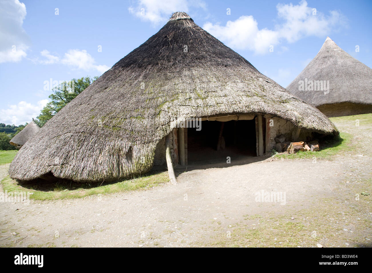 Celtic houses hi-res stock photography and images - Alamy