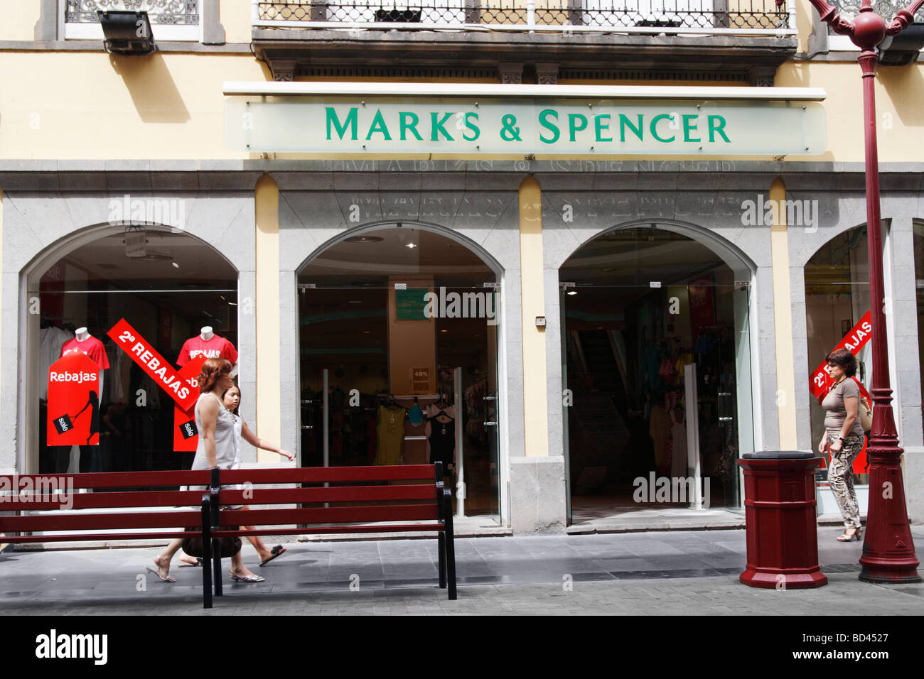 Rebajas signs (sale) in Marks and Spencer shop window in calle Triana in Las  Palmas on Gran Canaria Stock Photo - Alamy