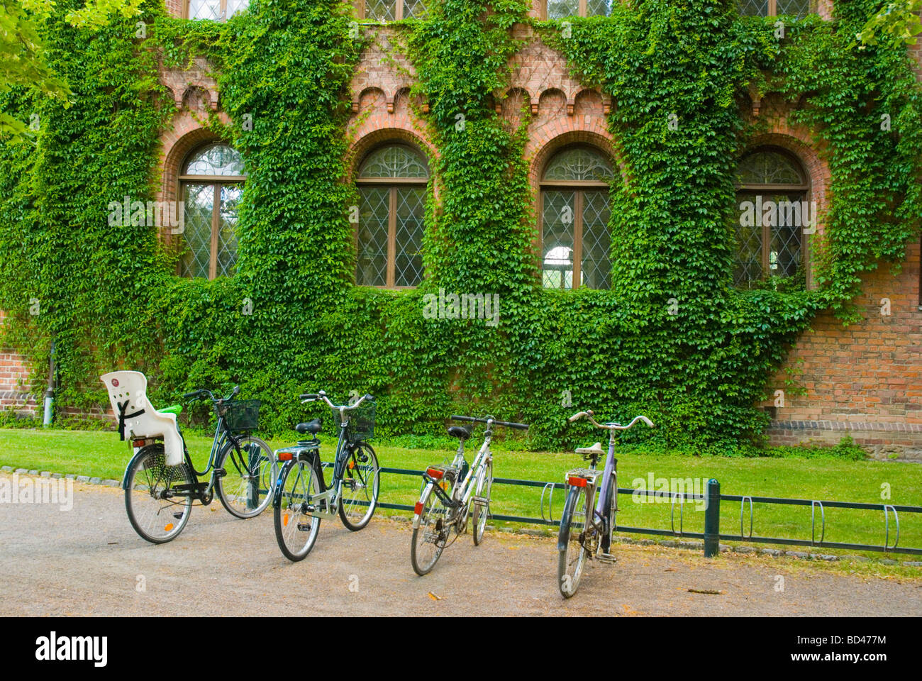 Lundagard park hi-res stock photography and images - Alamy