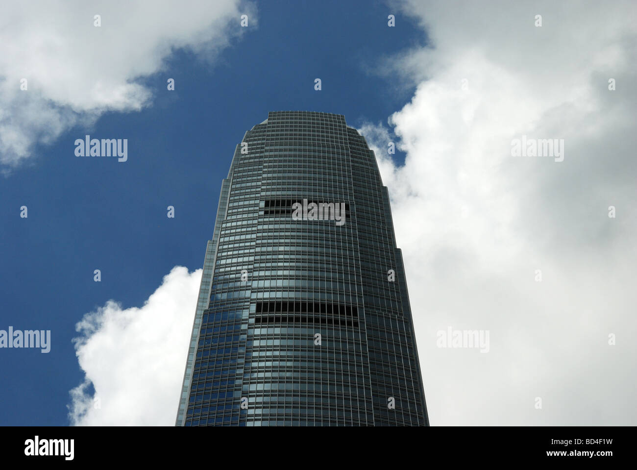 Two international finance centre 2ifc hi-res stock photography and ...