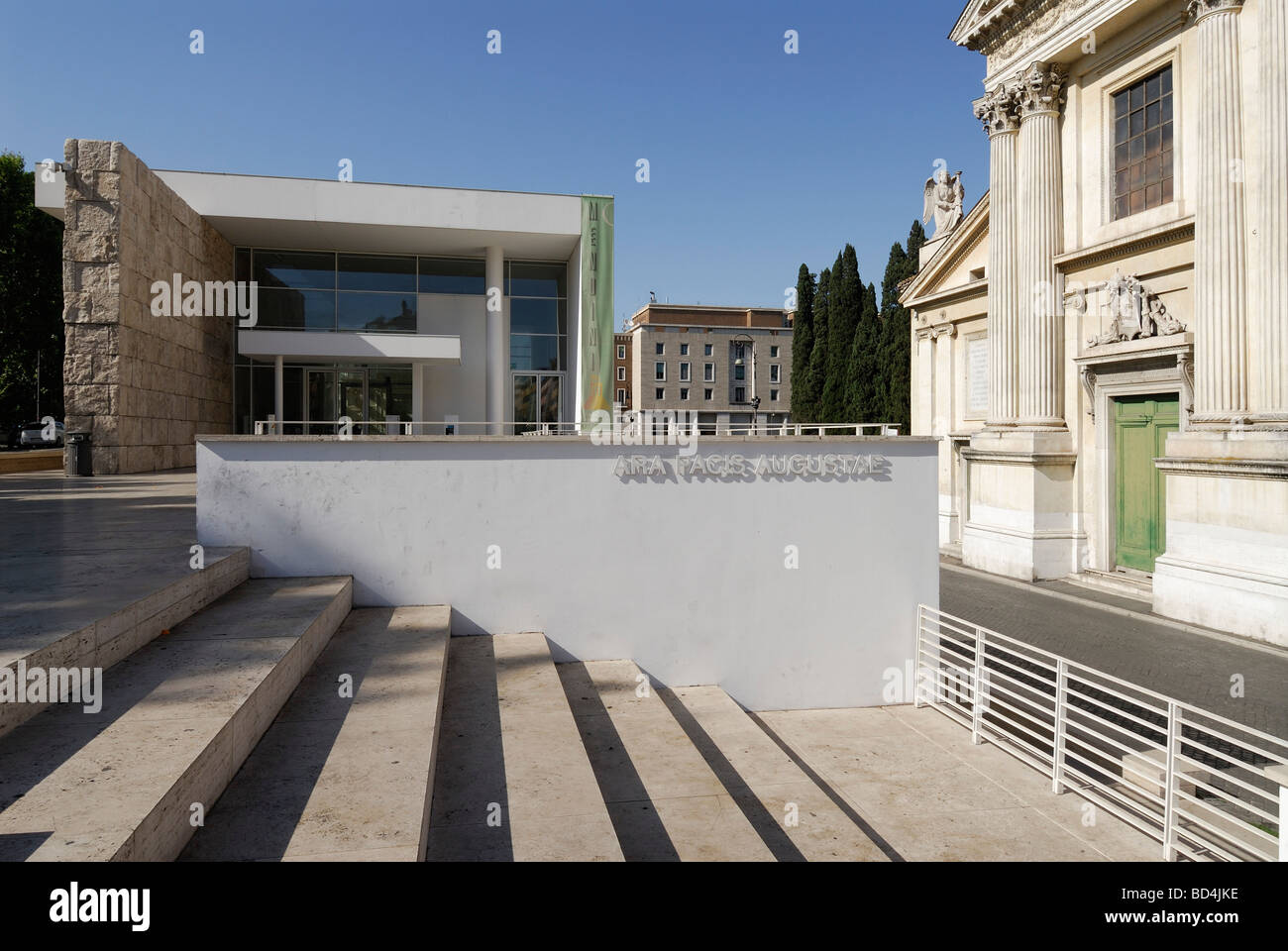 Rome Italy The Ara Pacis Museum by Richard Meier Partners Architects  completed 2006 Built to house the Ara Pacis Augustae Stock Photo - Alamy