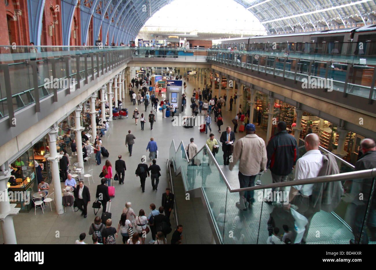 Passengers in the main terminal of the St Pancras International Railway Station, London, UK. Stock Photo