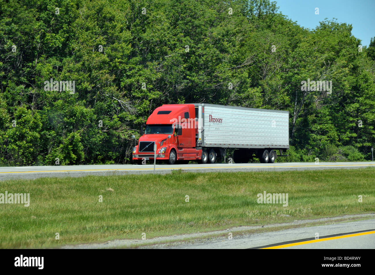 Tractor trailer speeding down interstate in NC USA. Stock Photo