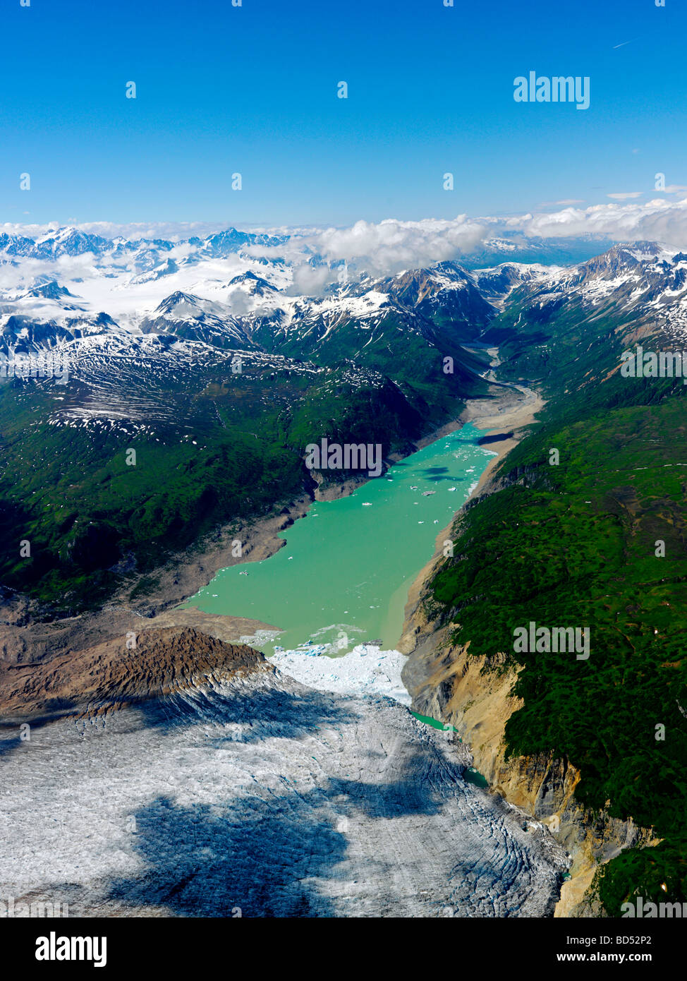 Strandline Lake and a side arm of Triumvirate Glacier in the Tordrillos Mountains Stock Photo