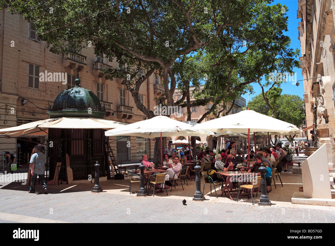 Outdoor Tables St John's Square, Valletta, Malta Stock Photo Alamy