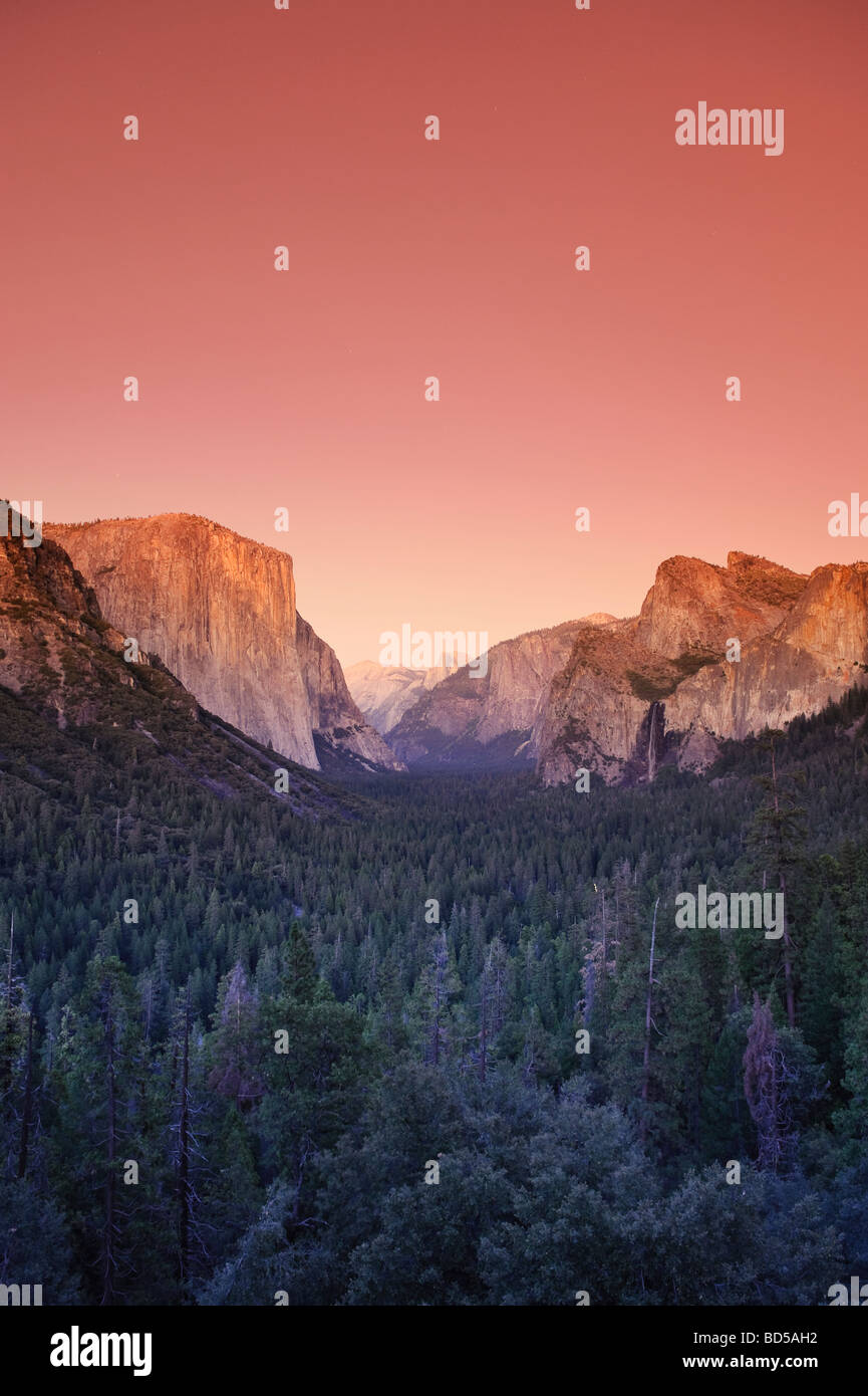 USA California Yosemite National Park Yosemite Valley Tunnel View Stock