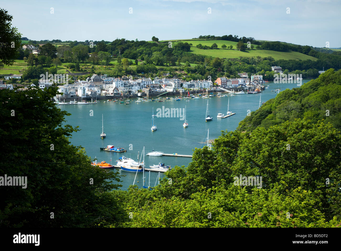 Picturesque fishing village of Foey in Cornwall on a summers day showing the harbour, Cornwall, UK Stock Photo