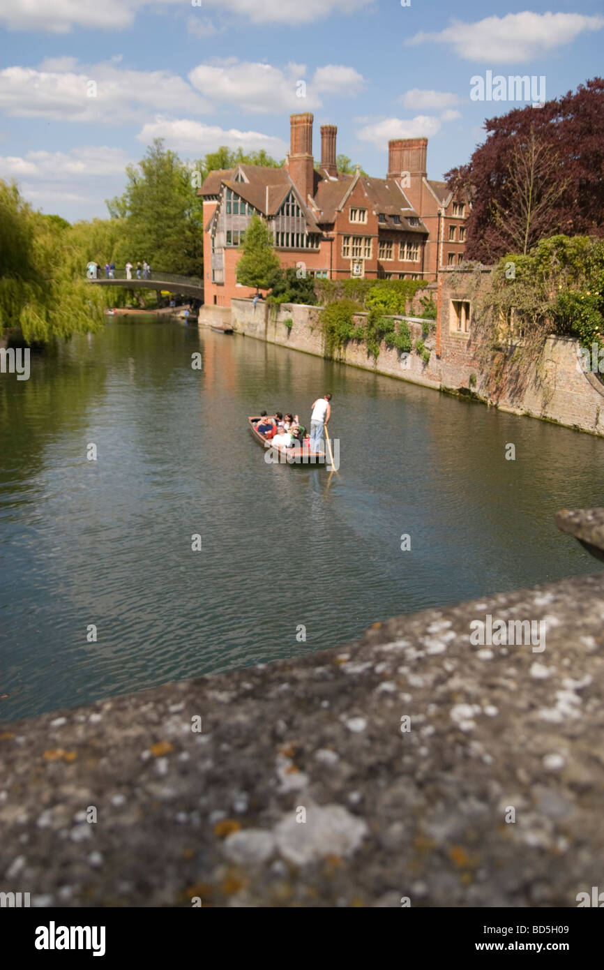 Cambridge University - Overlooking River Cam Punting Stock Photo