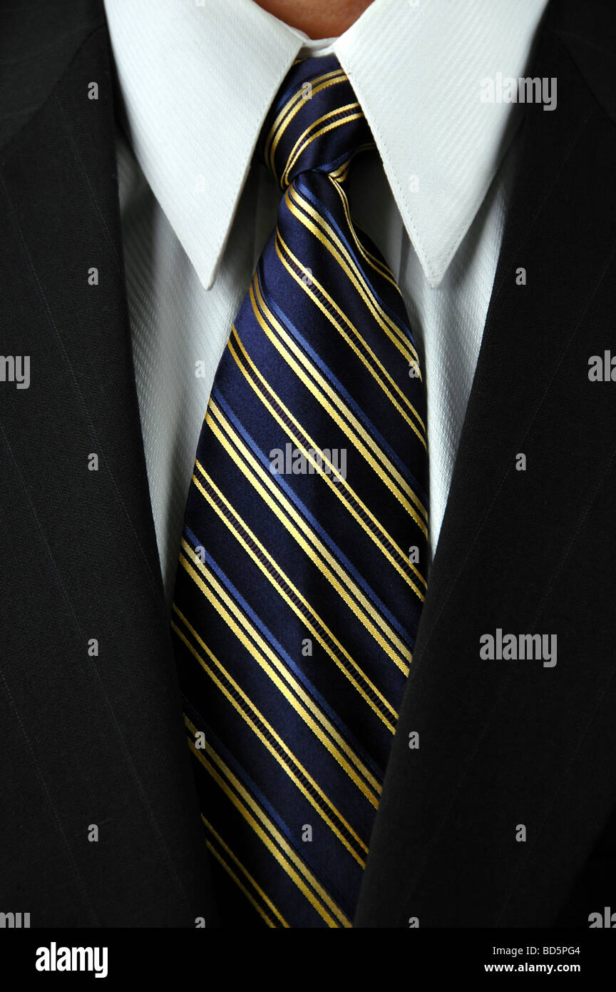 Man tie fashion suit hi-res stock photography and images - Alamy