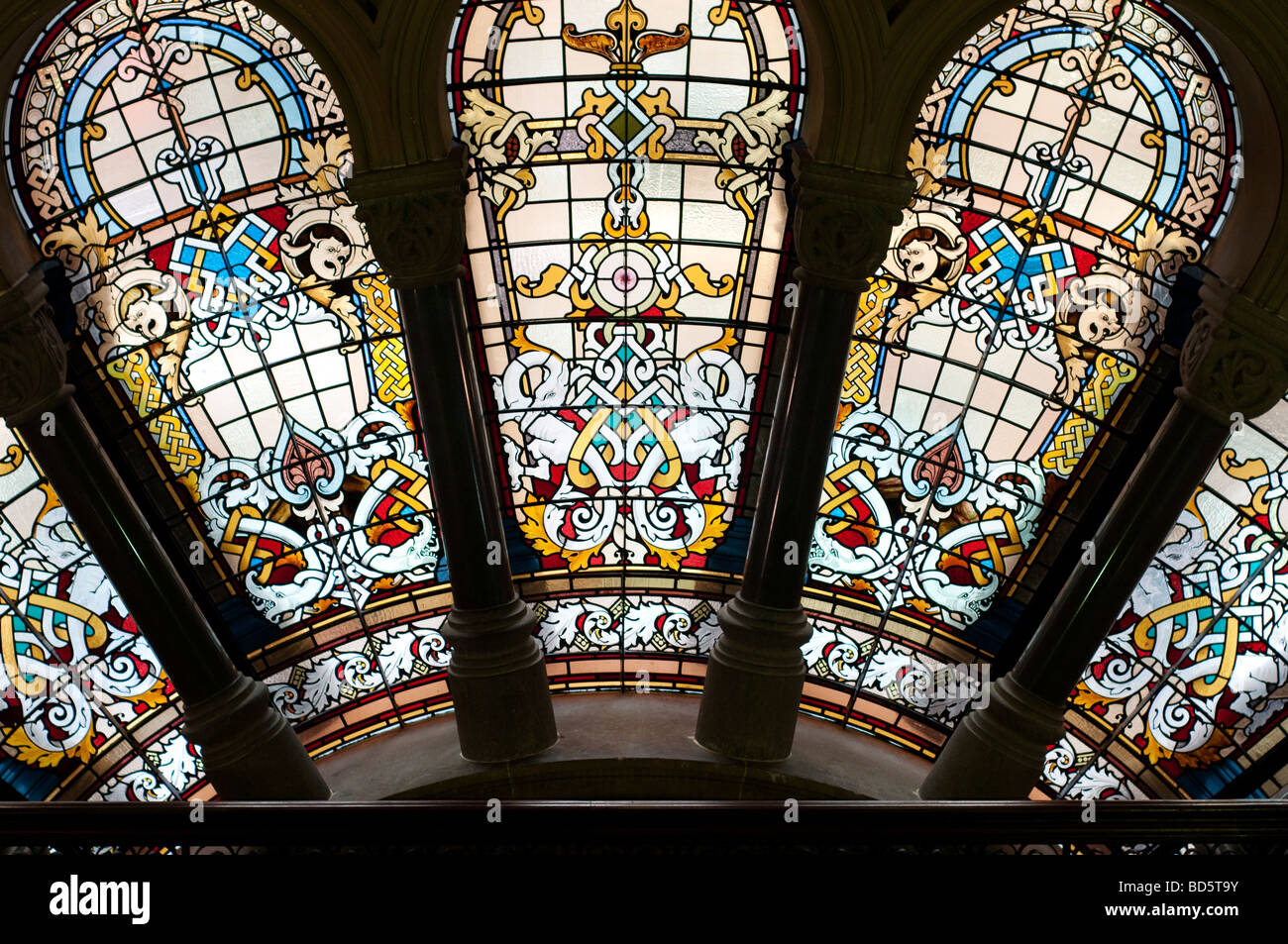 Queen victoria building stained glass hires stock photography and