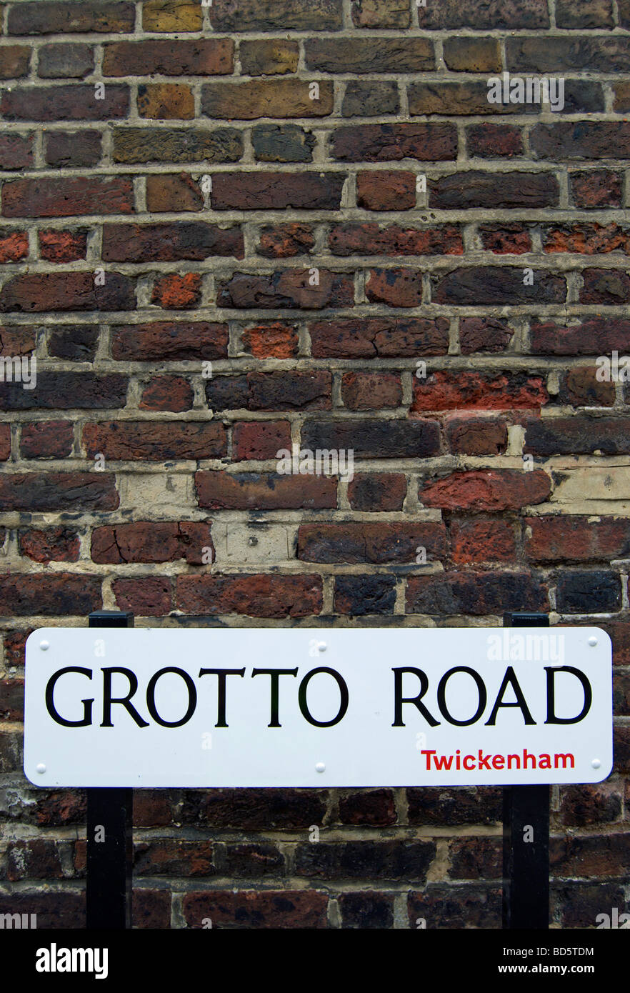 grotto road, named after the grotto of 18th century satirical writer and local resident alexander pope, twickenham, england Stock Photo