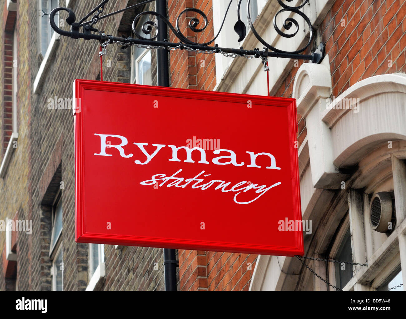 Ryman Stationary Shop Sign Stock Photo Alamy