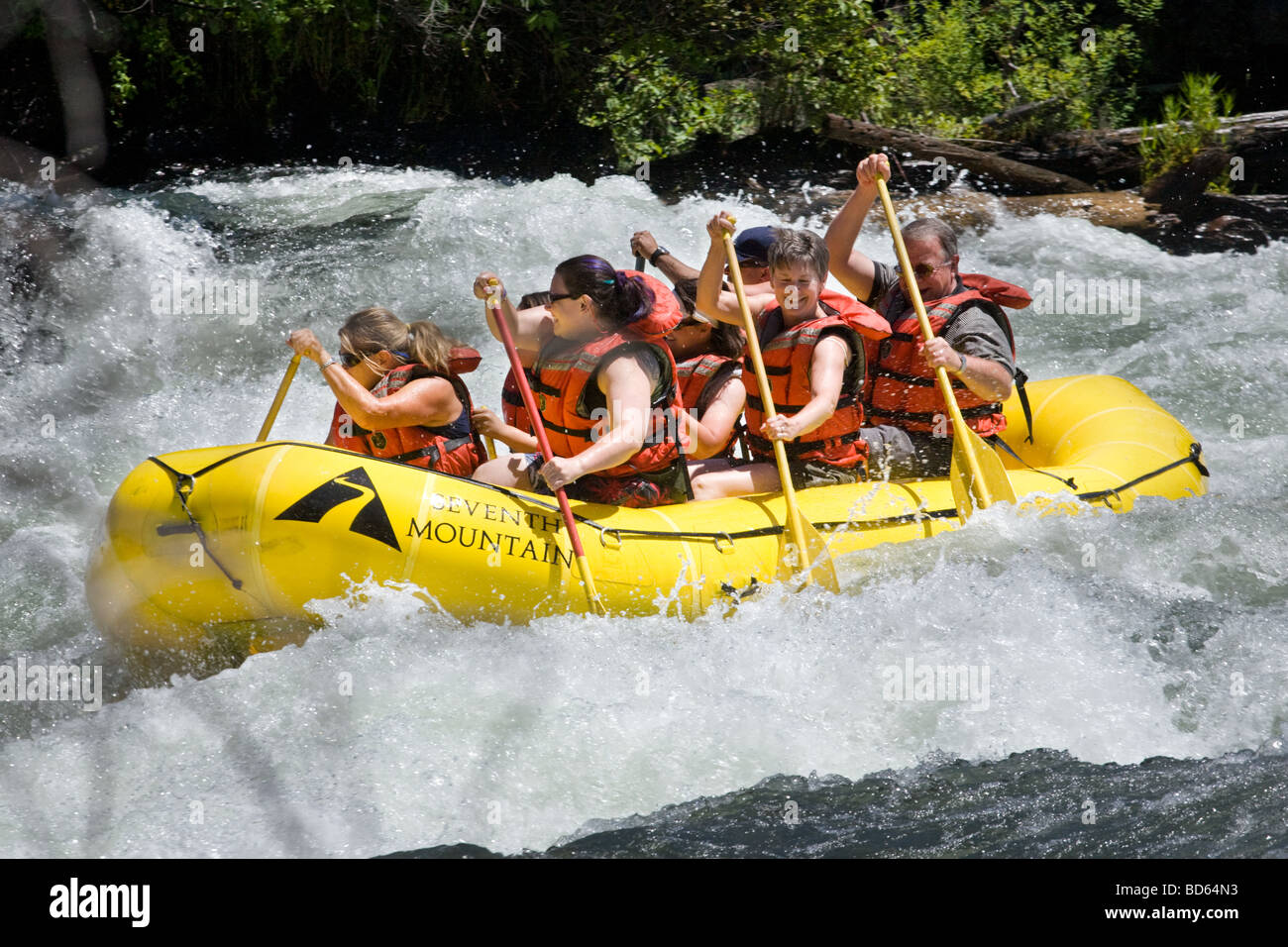 Whitewater rafting rapids on Deschutes River near Bend, Oregon Stock Photo