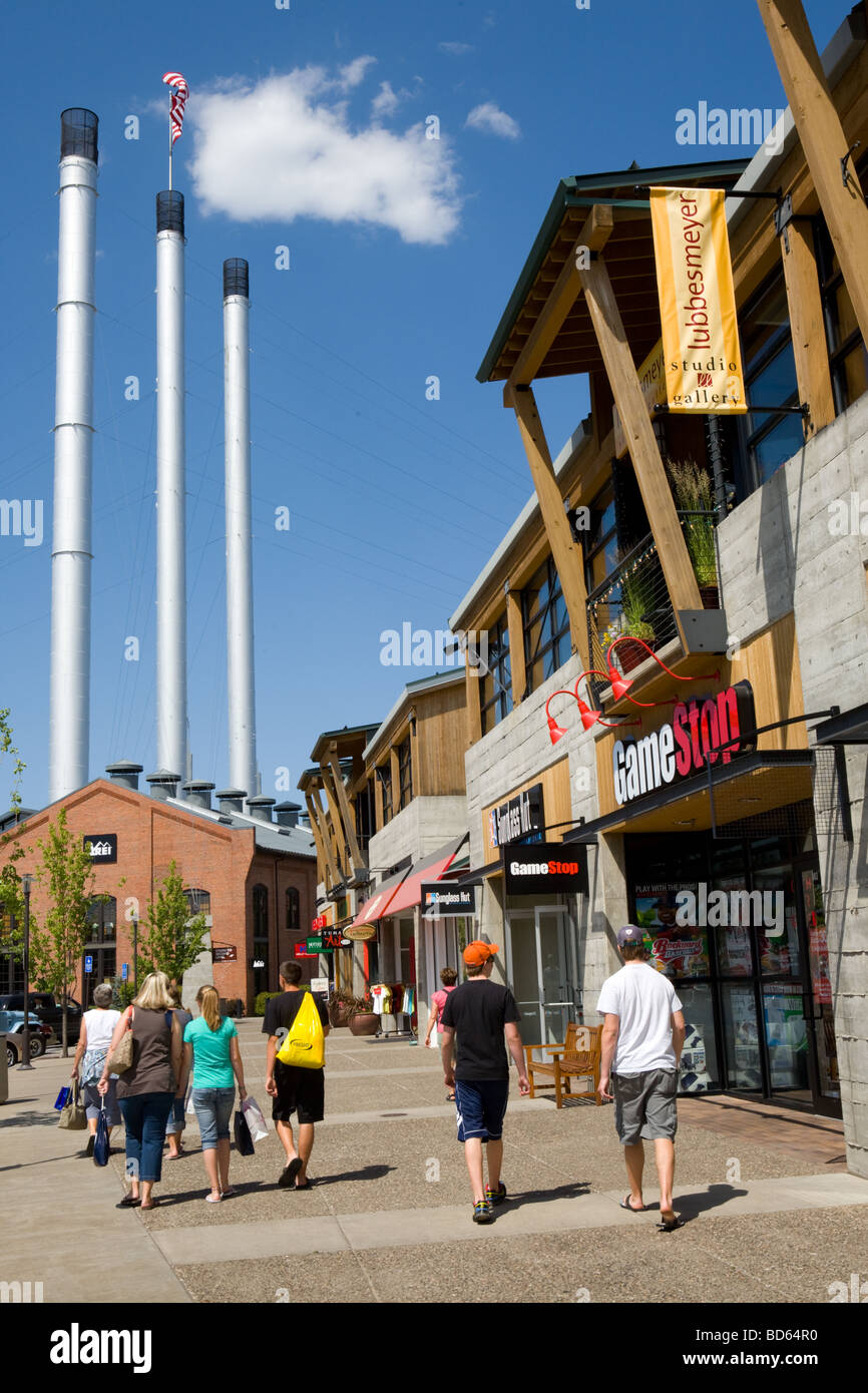 Shoppers in the Mill District in Bend, Oregon Stock Photo